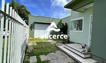 Imagem 5: Casa com 2 dormitórios, passagem lateral e 2 vagas cobertas em Tijucas - SC