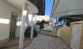 Imagem 3: Sobrado para aluguel tem 300 metros quadrados com 3 quartos