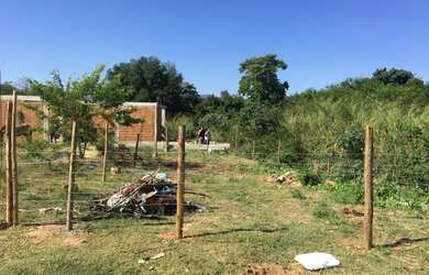 Imagem 3: Vendo ou troco terreno