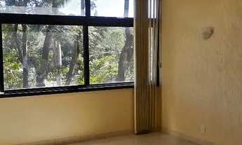 Imagem 1: Excelente apartamento na SQS 214, 3 quartos, prédio reformado com salão de festa e academi