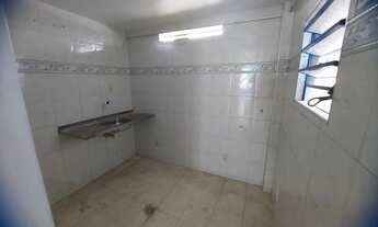 Imagem 4: ALUGO CASA COM 3 QTOS. SENDO UMA SUITE INDEPENDENTE NOS FUNDOS