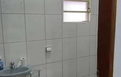 Imagem 3: Casa térrea com 4 dormitórios, 2 suítes, 2 vagas - Vila São José - Taubaté - SP