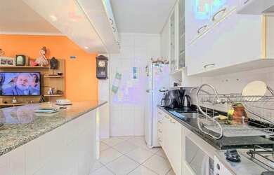 Imagem 2: Porto Alegre - Apartamento Padrão - MENINO DEUS