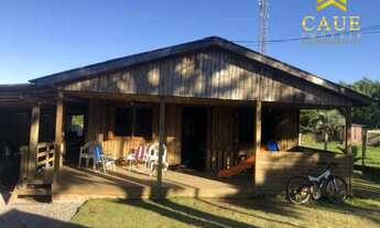 Imagem 1: Lindo sítio c/ bela casa em condomínio fechado, as margens da RS040