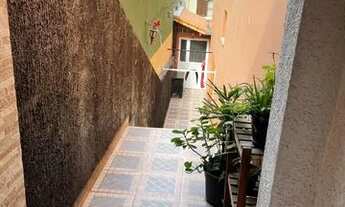 Imagem 3: SOBRADO À VENDA NO JARDIM SANTA MENA - 3 ANDARES - 4 DORMITÓRIOS - 2 SUÍTES - 2 VAGAS.