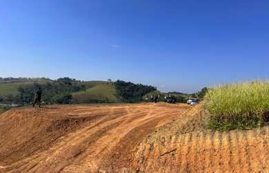 Imagem 3: Lote a venda para chácara individual com acesso direto pelo asfalto em Jacareí