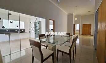 Imagem 5: Casa em Condomínio Fechado com 3 suítes para alugar, 525 m² por R$ 4.900/mês - Residencial