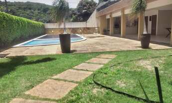 Imagem 2: Apartamento para aluguel possui 220 metros quadrados com 4 quartos