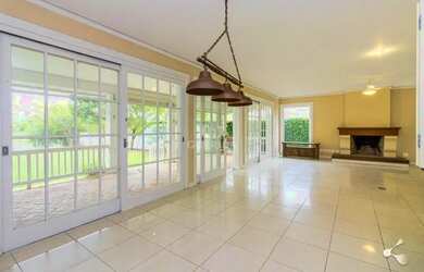 Imagem 2: Casa mobiliada de 4 dormitórios sendo 2 suítes no Condomínio Terra Ville