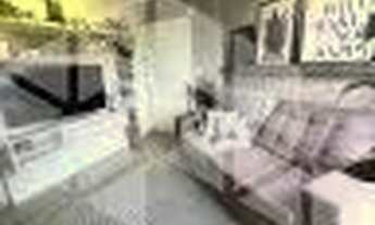 Imagem 5: Amplo Apartamento Reformado de 2 Quartos e Garagem na Coronel Massot