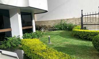 Imagem 3: Apartamento à venda no Centro: 4 dormitórios e 211 m² de área útil disponíveis!