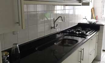 Imagem 2: Apartamento com piscina