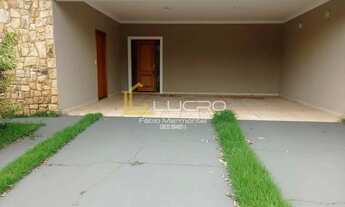 Imagem 4: Casa em Condomínio Fechado para aluguel com 300 m² e 3 quartos em Vila Aviação, Bauru - SP