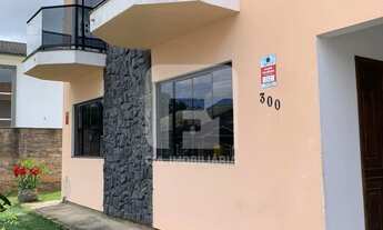 Imagem 2: Casa com 4 quartos à venda no bairro Carianos