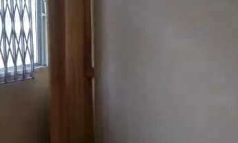 Imagem 2: Apartamento 02 Quartos, Sala etc... em Irajá