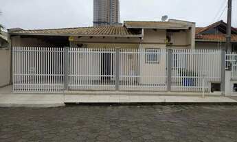 Imagem: Casa na praia à venda em Penha/SC