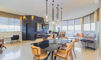 Imagem: Cobertura duplex luxuosa e mobiliada