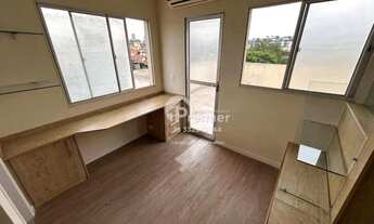 Imagem: Apartamento Duplex com 2 Quartos no Condomínio