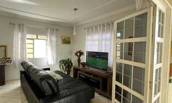 Imagem 2: 0 - Sobrado 6 quartos, sendo 2 suítes