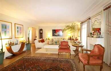 Imagem 2: Imóvel para aluguel e venda com 275 metros quadrados com 3 quartos