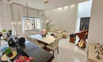 Imagem 6: Casa de Alto Padrão à Venda no Parque Industrial Cafezal em Rolândia