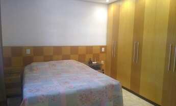 Imagem: 2 Casas e 1 loja - B. Piratininga - R$ 750