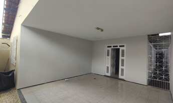 Imagem 3: Casa ampla para aluguel, 4 quartos, 2 vagas cobertas no Junco, Sobral-CE