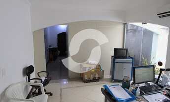 Imagem 5: Casa duplex com 452m², finalidade Residencial/Comercial, 6 quartos, 3 vagas em Santa Rosa