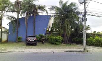 Imagem 2: Prédio com 433m² de área e 3.000m² de terreno plano