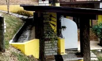 Imagem 4: Belíssima casa em meio a natureza com ampla área externa