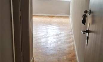 Imagem 2: Apto reformado com 1 dorm. p/ venda próximo à estação Higienópolis/Mack do metrô