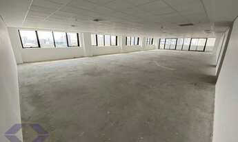 Imagem: Sala Comercial e 8 banheiros para Alugar