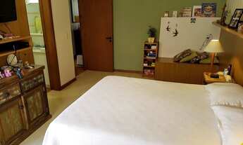 Imagem 7: Casa de condomínio para venda com 228 metros quadrados com 4 quartos em Tristeza - Porto A