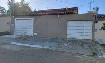 Imagem 3: Casa com 4/4 sendo uma suíte a venda no Residencial Belo Horizonte - Goiânia - GO