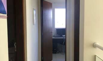 Imagem 7: Casa de condomínio sobrado para venda tem 232 metros quadrados com 4 quartos