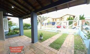 Imagem 4: Bela residência localizada no Centro de Imbé