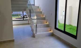 Imagem 3: Casa de condomínio sobrado para venda tem 250 metros quadrados com 3 quartos