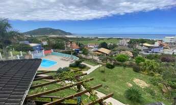 Imagem 5: Casa com vista mar para venda com 3 dormitórios na praia do Santinho - Florianópolis SC