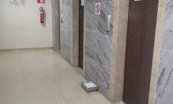 Imagem: Excelente Sala Comercial 35m2, Centro, Praça