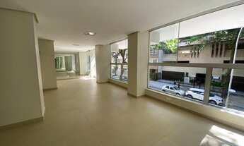 Imagem 3: Imperdível. PÉ NA AREIA IPA Imóvel para reforma na quadra praia. Prédio reformado. Altíssi