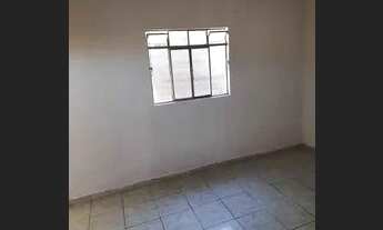 Imagem 3: Casa 1 quarto, 1 sala, cozinha ampla, banheiro e área, no bairro Diniz 2 * tel