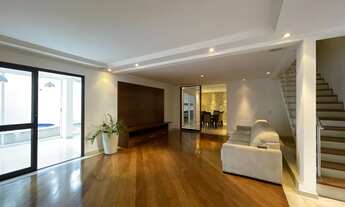 Imagem 2: Ótima casa Tamboré, com 5 dorm. 4 suites, jacuzzi e 3 vagas