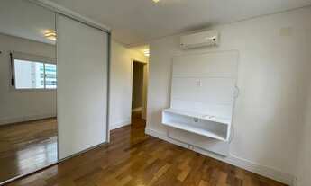 Imagem 7: Maravilhoso Apartamento para aluguel com 266 m2 com 4 suítes, 4 vagas vista livre para o v