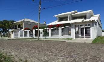 Imagem 2: Casa para Venda - 290m², 3 dormitórios, sendo 1 suites, 2 vagas - Capão Novo