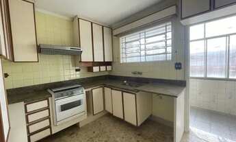 Imagem 5: Sobrado para venda possui 214 metros quadrados com 3 quartos