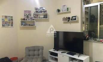 Imagem 5: Glória - Amplo quarto e sala com 59m2 colado ao Metrô