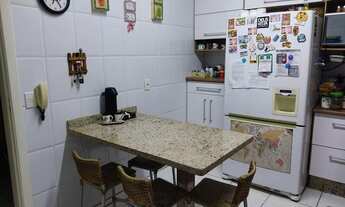 Imagem 4: Casa para venda possui 250 metros quadrados com 3 quartos em Jabaquara - São Paulo - SP