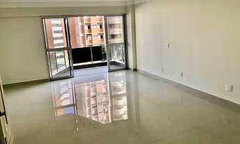 Imagem 3: Cambui, espetacular, reformado, 146m2 úteis, 3 dormitórios, suíte, porcelanato, melhor rua