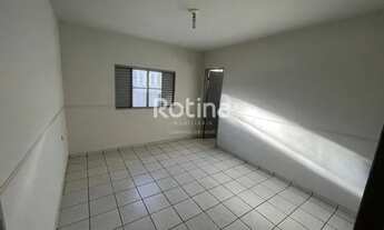 Imagem 5: Casa para alugar, 3 quartos, 1 suíte, 2 vagas, Laranjeiras - Uberlândia/MG - R$ 1.600,00