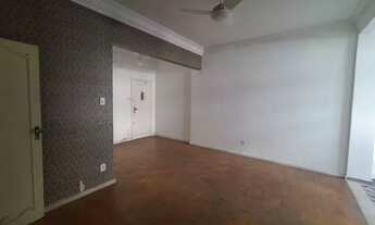 Imagem 4: Excelente Apartamento na Rua Constante Ramos com 3 Quartos, 1 Vaga de Garagem